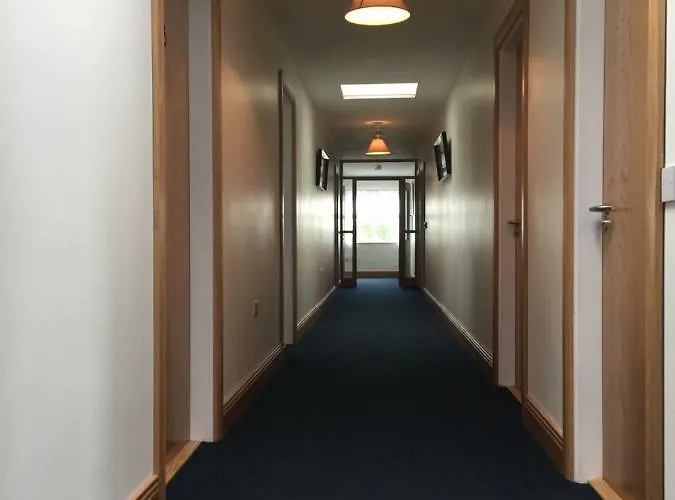 Marty's Halfway House * ウェストポート