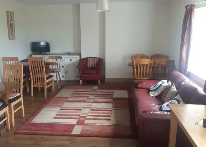 Marty's Halfway House * ווסטפורט